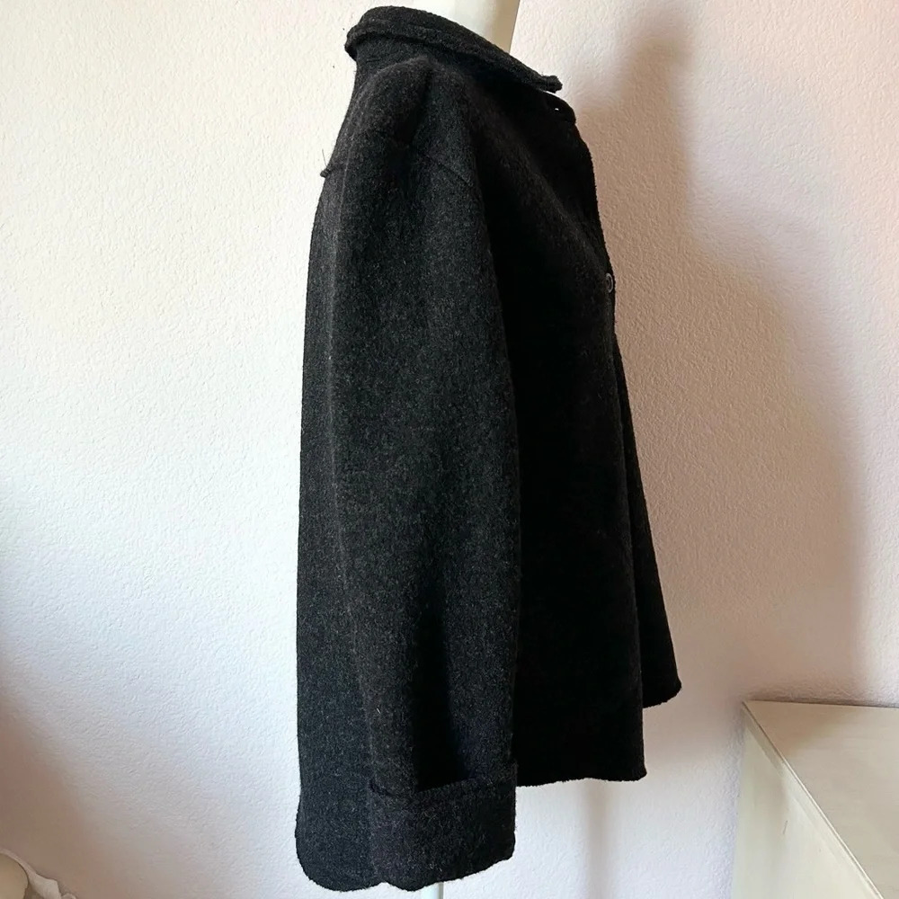 Cut Loose black 100% wool jacket button open front size XS but it runs big - Picture 2 of 11